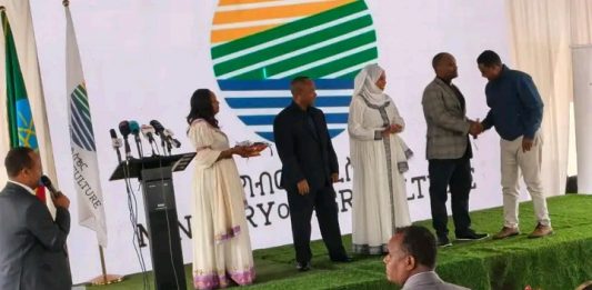 “ግብርናችን ከዘልማዳዊ አሠራር ካልወጣ የምግብ ዋስትናችንን ማረጋገጥ ይቸግረናል” ግብርና ሚኒስቴር