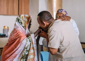 ጠቅላይ ሚኒስትር ዐቢይ አሕመድ ( ዶ.ር) በሀረሪ ክልል ሶፊ ወረዳ የተሠራውን የገጠር ኮሪደር ጎበኙ።