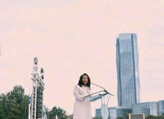 ሥራን ሳይንቁ ያገኙትን ዕድል ወደ ውጤት የሚለውጡ ዜጎች ይበረታታሉ።