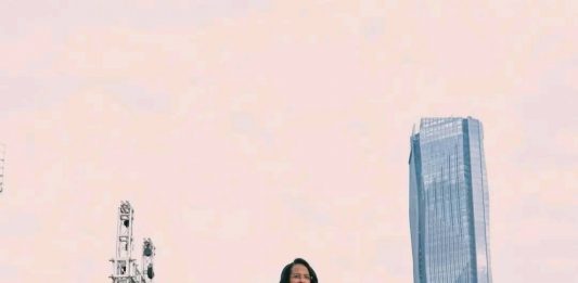 ሥራን ሳይንቁ ያገኙትን ዕድል ወደ ውጤት የሚለውጡ ዜጎች ይበረታታሉ።