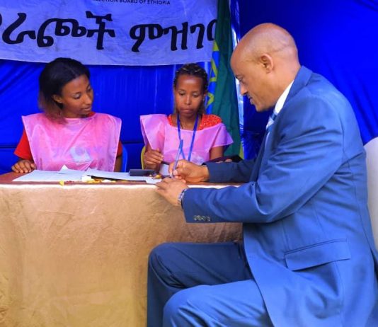 “ሕጋዊ እና የጸና መንግሥት የሚረጋገጠው በምርጫ ነው” ርእሰ መሥተዳድር አረጋ ከበደ