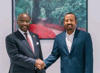 ጠቅላይ ሚኒስትር ዐቢይ አሕመድ (ዶ.ር) ከአፍሪኤግዚም ባንክ ፕሬዝዳንት ጆርጅ ኢሎምቢን ( ዶ.ር) ጋር ተወያዩ።