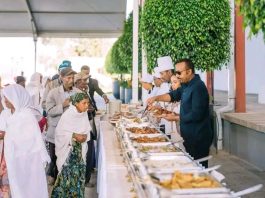 ጠቅላይ ሚኒስትር ዐቢይ አሕመድ ( ዶ.ር) ማዕድ አጋሩ።