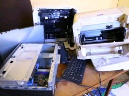 የአርሶ አደሮችን ማዳበሪያ እና የእናቶችን አምቡላንስ መዝረፍ ከኢትዮጵያዊነት እሴት የራቀ ነው።