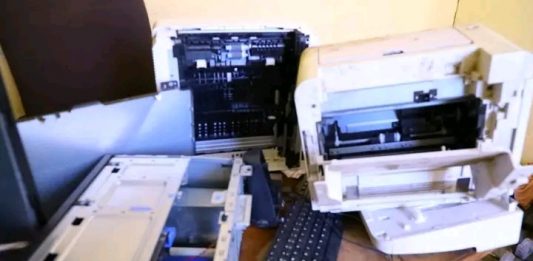 የአርሶ አደሮችን ማዳበሪያ እና የእናቶችን አምቡላንስ መዝረፍ ከኢትዮጵያዊነት እሴት የራቀ ነው።