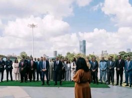 “የአገልግሎት ቅልጥፍናን እና ተደራሽነትን ለማሻሻል በቁርጠኝነት እየሠራን እንገኛለን” ጠቅላይ ሚኒስትር ዐቢይ አሕመድ (ዶ.ር)