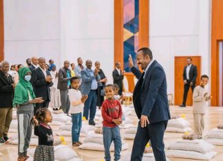ጠቅላይ ሚኒስትር ዐቢይ አሕመድ (ዶ.ር) የትንሣኤ በዓልን ምክንያት በማድረግ ማዕድ አጋሩ።