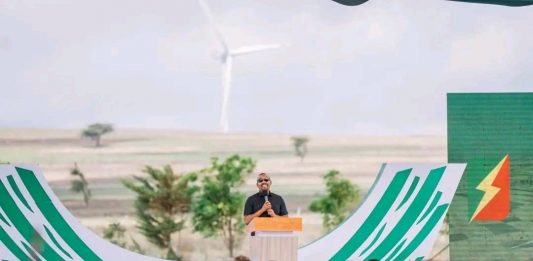 ጠቅላይ ሚኒስትር ዐቢይ አሕመድ (ዶ.ር) የአሰላ ንፋስ ኃይል ማመንጫን መረቁ።