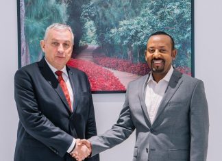 ጠቅላይ ሚኒስትር ዐቢይ አሕመድ ( ዶ.ር) ከአውሮፓ ኅብረት የዓለምአቀፍ ትብብር ኮሚሽነር ጆሴፍ ሲከላ ጋር ተወያዩ።