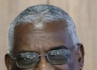 የቀድሞው የአማራ ክልል አፈ-ጉባኤ እና የፌዴሬሽን ምክር ቤት አፈ ጉባኤ የነበሩት አምባሳደር ያለው አባተ ከዚህ ዓለም አረፉ።