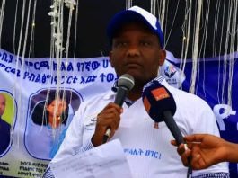 “ብልጽግና የልማት ሥራዎችን ጀምሮ መጨረስ መለያው ነው።” የማዕከላዊ ጎንደር ዞን ዋና አስተዳዳሪ አቶ አወቀ አስፈሬ