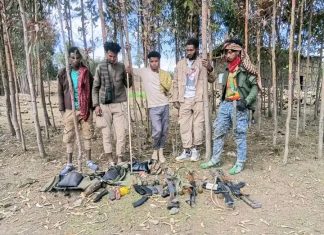 በሰሜን ወሎ ዞን አንጎት ወረዳ በጫካ ሲንቀሳቀሱ የነበሩ ታጣቂዎች የሰላም አማራጭን ተቀበሉ።