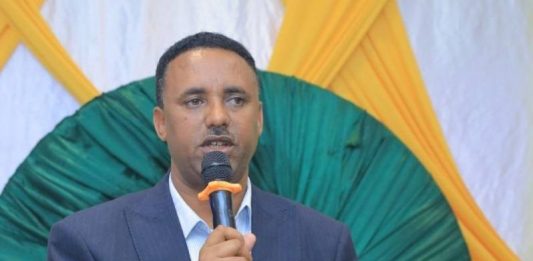 የደሴ ከተማ አሥተዳደር ለ96 የቤት ማኅበራት የቤት መሥሪያ ቦታ አስረከበ።