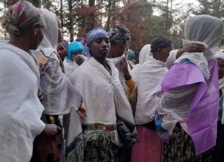 🇪🇹🗳️ በደብረ ማርቆስ ከተማ መራጮች ድምጽ እየሰጡ ነው።