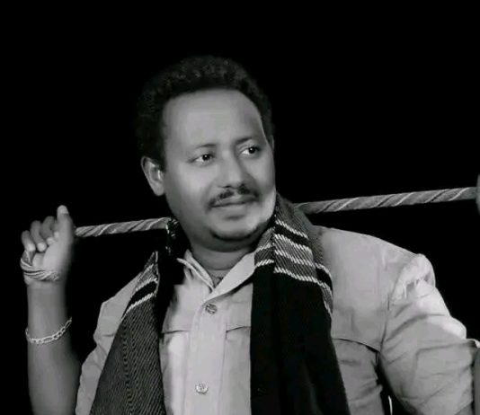 ድምጻዊ ሰማኸኝ በለው ከዚህ ዓለም በሞት ተለየ።