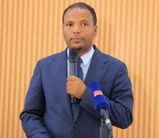 “የዳኝነት እና የጋዜጠኝነት የሙያ ሥነ ምግባርን መሠረት በማድረግ ለአንድ ዓላማ መሥራት ይገባል” አቶ ዓለምአንተ አግደው