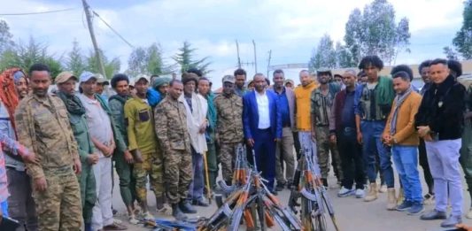 🕊️በማዕከላዊ ጎንደር ዞን በሺህዎች የሚቆጠሩ ታጣቂዎች የሰላም አማራጭን ተቀብለዋል።