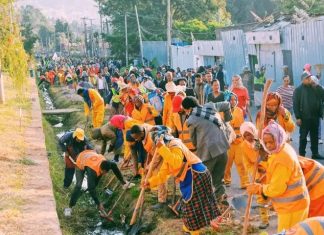 ከንቲባ አዳነች አቤቤ የአዲስ አበባ ከተማ የክረምት በጎ ፈቃድ አገልግሎትን አስጀመሩ።
