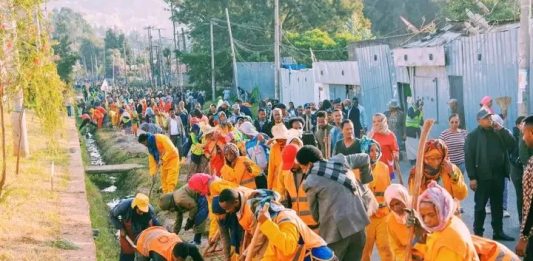ከንቲባ አዳነች አቤቤ የአዲስ አበባ ከተማ የክረምት በጎ ፈቃድ አገልግሎትን አስጀመሩ።