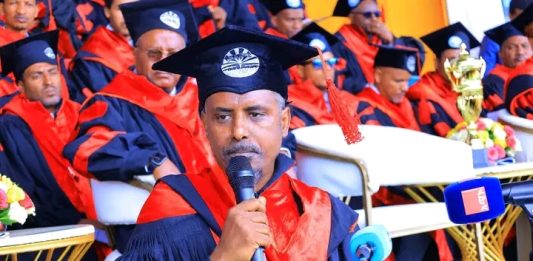 “ስኬታችን የምንለካው ተማሪዎችን በማስመረቅ ብቻ ሳይኾን በምንፈታው ችግርም ነው” መንገሻ አየነ (ዶ.ር)
