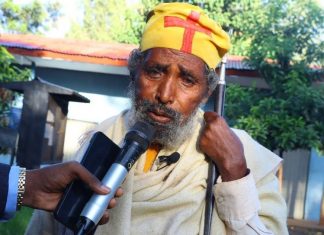 የ95 የዕድሜ ባለጸጋው በምርጫው ድምጻቸውን ሰጡ።