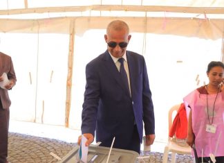 የፌዴሬሽን ምክር ቤት ዋና አፈ ጉባኤ እና ለሕዝብ ተወካዮች ምክር ቤት የብልጽግና ፓርቲ እጩ ተወዳዳሪ አገኘሁ ተሻገር ድምጻቸውን ሰጡ።