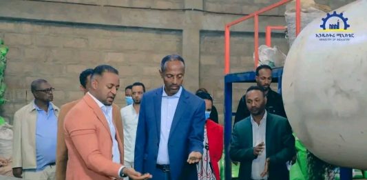 ምርታማነትን የማሳደግ ተስፋ የተጣለበት የተፈጥሮ ማዳበሪያ ፋብሪካ በማምረት ላይ ነው።