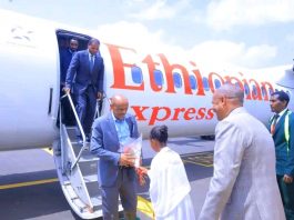 ርእሰ መሥተዳድር አረጋ ከበደ የልማት ሥራዎችን ለመመረቅ ደብረ ማርቆስ ከተማ ገቡ።