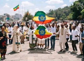 ሀገር ችግር በገጠማት ጊዜ የውስጥ ልዩነቶቻቸውን ወደ ጎን በመተው ለአንድነታቸው እየመከሩ ያሉት ኢትዮጵያውያን 🇪🇹