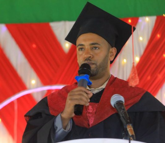 የእንጅባራ መምህራን ትምህርት ኮሌጅ በተለያዩ የትምህርት መስኮች ያሠለጠናቸውን ተማሪዎች አስመረቀ።