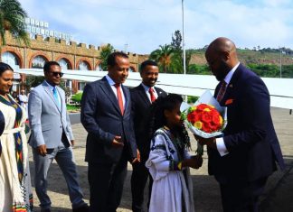 በኢትዮጵያ የአሜሪካ አምባሳደር ኤርቪን ማሲንጋ ጎንደር ገቡ።