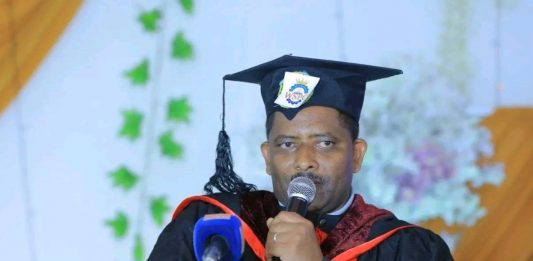 “ኢትዮጵያ እየመከረች ባለችበት ወቅት መመረቃችን ተስፋችንን ያለመልመዋል” ተመራቂዎች