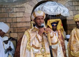 የሻደይ በዓልን ከተቸገሩ ወገኖች ጋር በመረዳዳት ሊከበር እንደሚገባ ብፁዕ አቡነ በርናባስ አሳሰቡ።