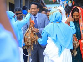 ዜጎች ችግሮችን በጋራ ሲፈቱ የአንድነት መንፈስ ይጠናከራል።