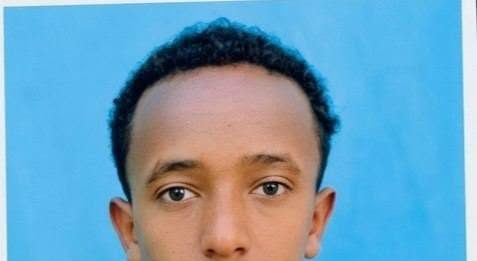 በ8ኛ ክፍል ክልላዊ ፈተና መቶ በመቶ ያመጣው ባለ ምጡቅ አዕምሮ