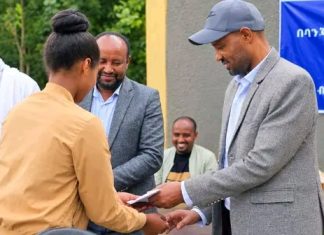 የ300 ተማሪዎችን ስጋት የቀረፈው ድንቅ በጎ አድራጎት።