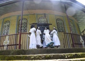 እንግጫየ ደነፋ – የልጃገረዶች ውብ ዜማ