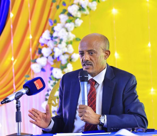 መሪዎች በሁሉም ዘርፍ ውጤታማ ሥራ መሥራት እንደሚጠበቅባቸው ርእሰ መሥተዳድር አረጋ ከበደ አሳሰቡ።