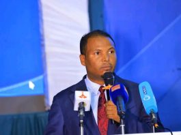 “የሕዝብ አመኔታ የሚገነባው በምንሰጠው ውሳኔ ብቻ ሳይኾን በምንኖረው ሕይወትም ጭምር ነው” አቶ ዓለምአንተ አግደው