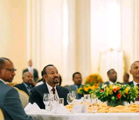 “የአጀንዳ ርክክቡ የኢትዮጵያን ዘላቂ ሀገራዊ ፈተናዎች በሰላማዊ ምክክር ለመፍታት ያለንን ቁርጠኝነት በድጋሚ ያረጋገጠ ነው” ጠቅላይ ሚኒስትር ዐቢይ አሕመድ (ዶ.ር)